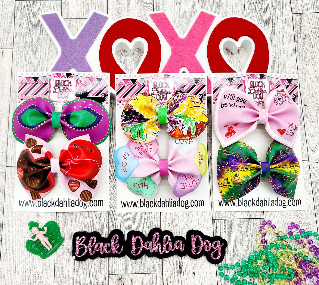 Set of 2 Valentine/Mardi Gras Faux Leather Bows