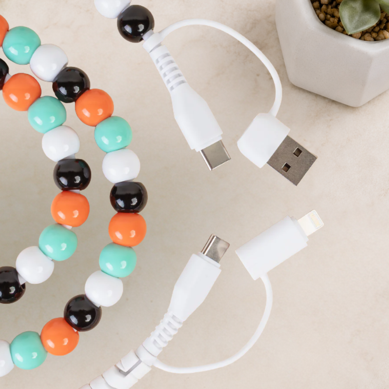 4-in-1 Beaded Charging Cable - Santa Fe